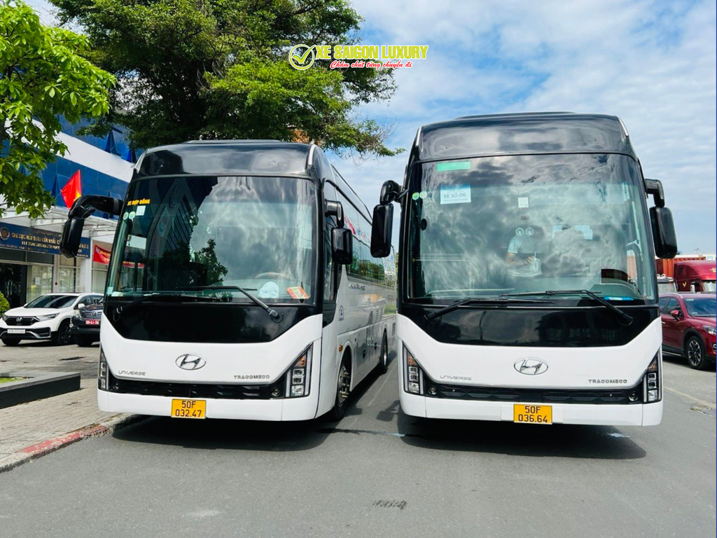 thue-xe-di-team-building-ho-tram