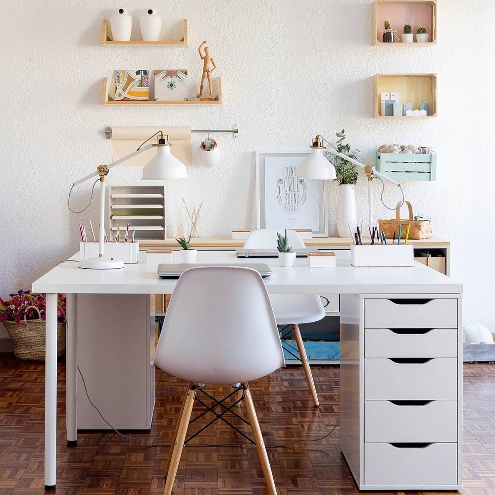 Lý do bàn IKEA phù hợp môi trường làm việc tại Thành phố Hồ Chí Minh.