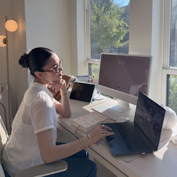 Máy tính xách tay hay máy tính để bàn: Giới trẻ nên chọn cái nào?