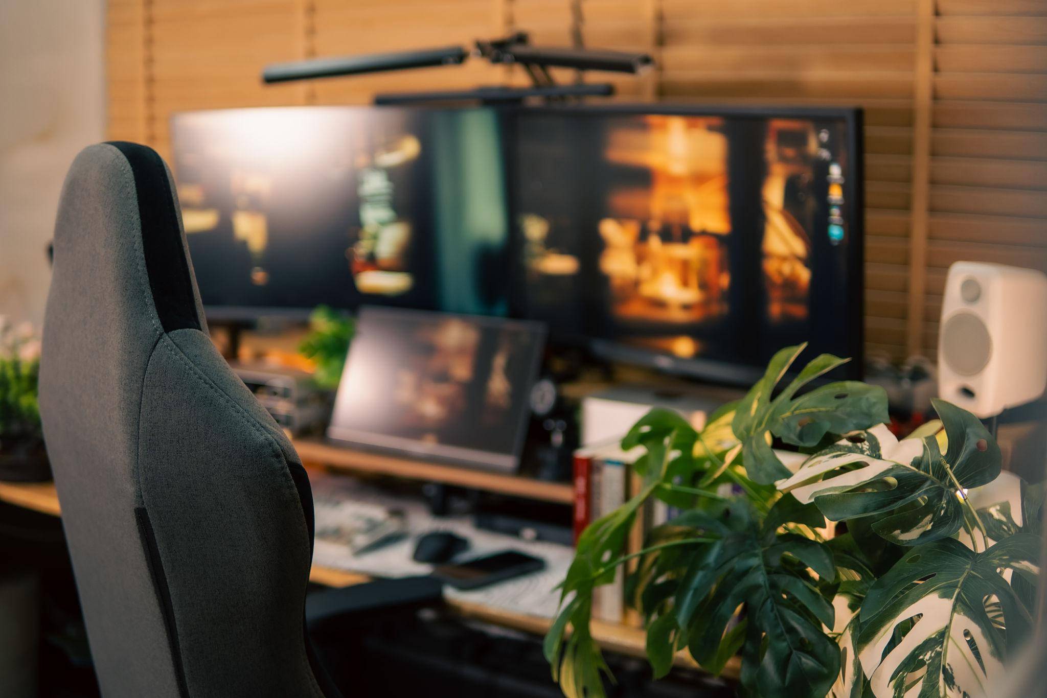 Hướng Dẫn Cách Kết Nối 3 Màn Hình Cho PC Nhanh Chóng & Hiệu Quả Nhất