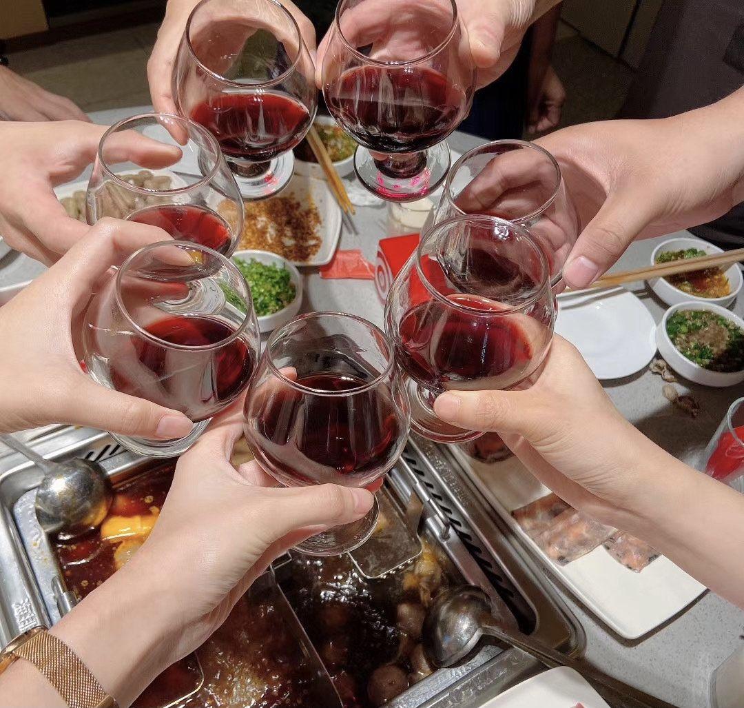 Cách Kết Hợp Rượu Vang Với Món Việt Ngày Tết