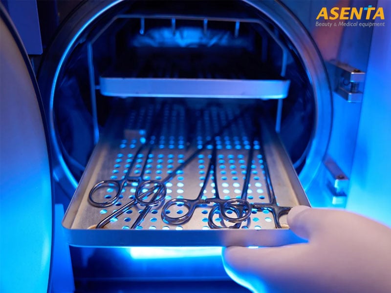 g nổi bật:  Nồi hấp tiệt trùng y tế: Sử dụng hơi nước áp suất cao để khử khuẩn dụng cụ. Có nhiều dung tích như 18L, 24L, 50L... đáp ứng đa dạng nhu cầu.