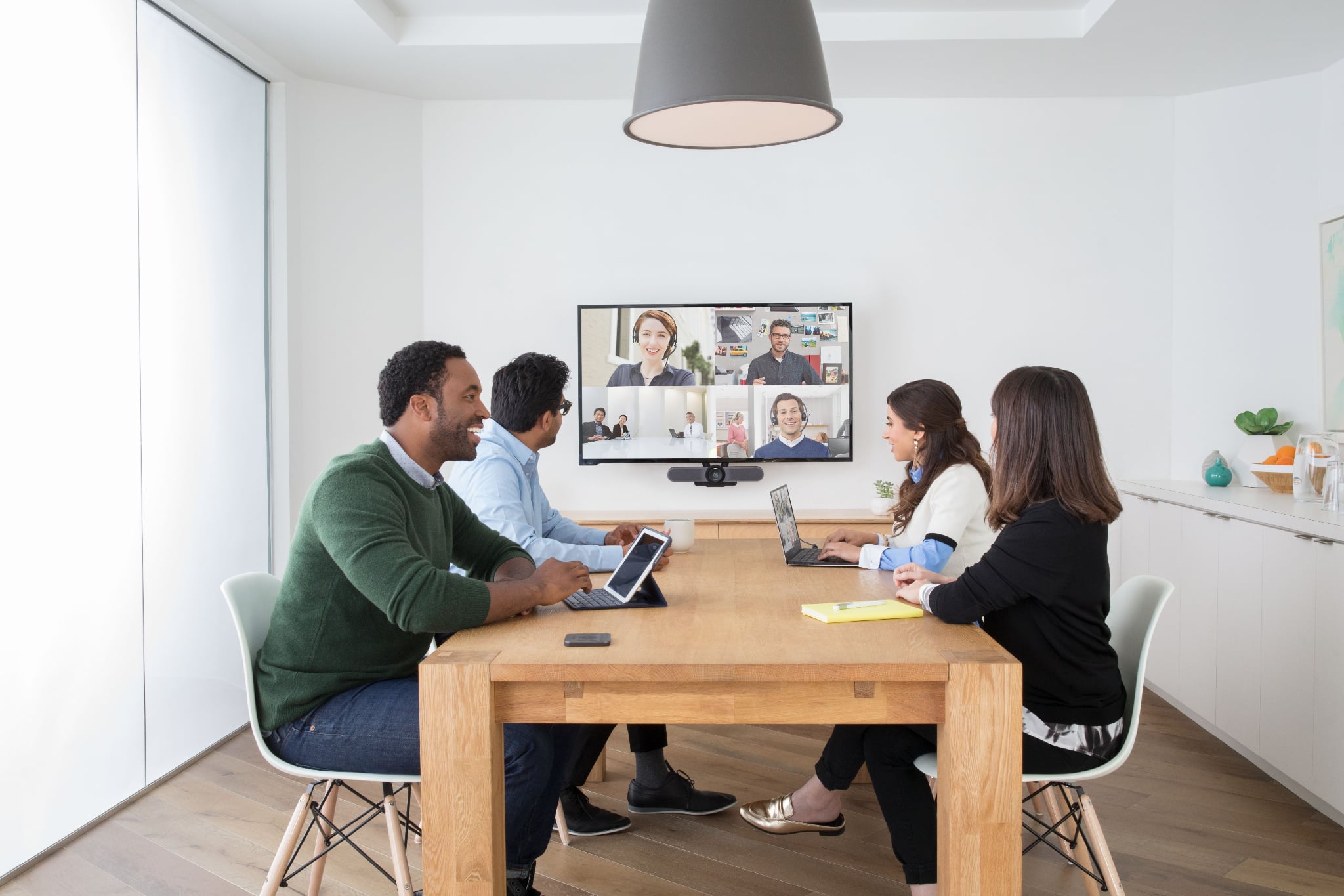Camera Hội nghị truyền hình Logitech Meetup&nbsp;(960-001101)