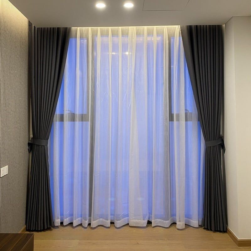 Rèm vải hai lớp cho cửa sổ lớn
