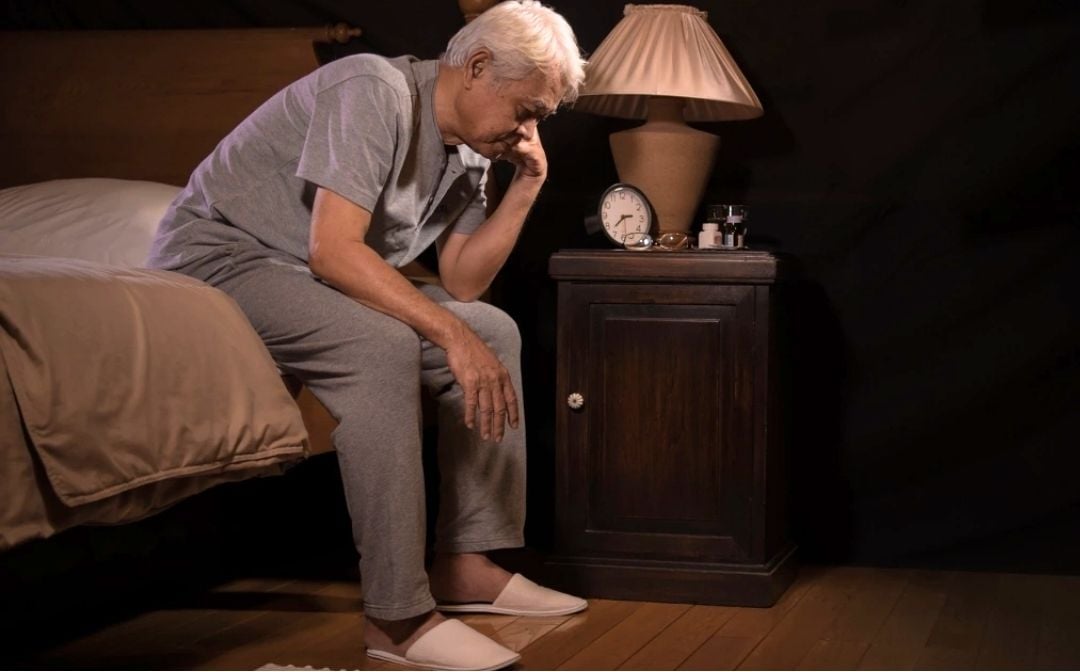 Tiểu đêm ở người cao tuổi: nguyên nhân và cách điều trị