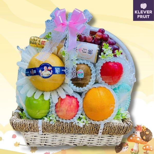 Giỏ Hoa Quả Mix Nước Ép Cao Cấp Chào Thu Bình Yên