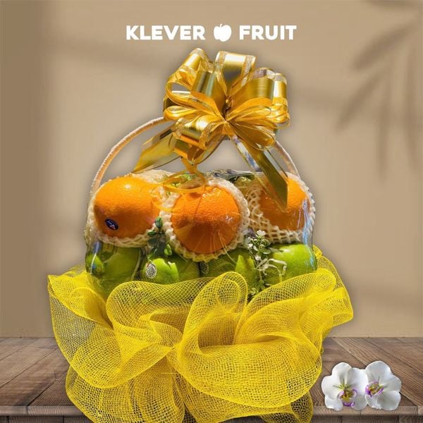 Giỏ Trái Cây Đám Giỗ Với Cam Vàng Úc Mix Táo Xanh