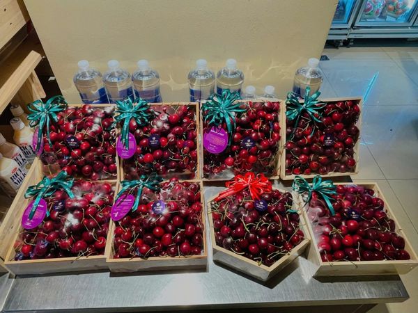 Trái Cherry tại Klever Fruit là luôn được lựa chọn làm quà tặng doanh nghiệp cao cấp​