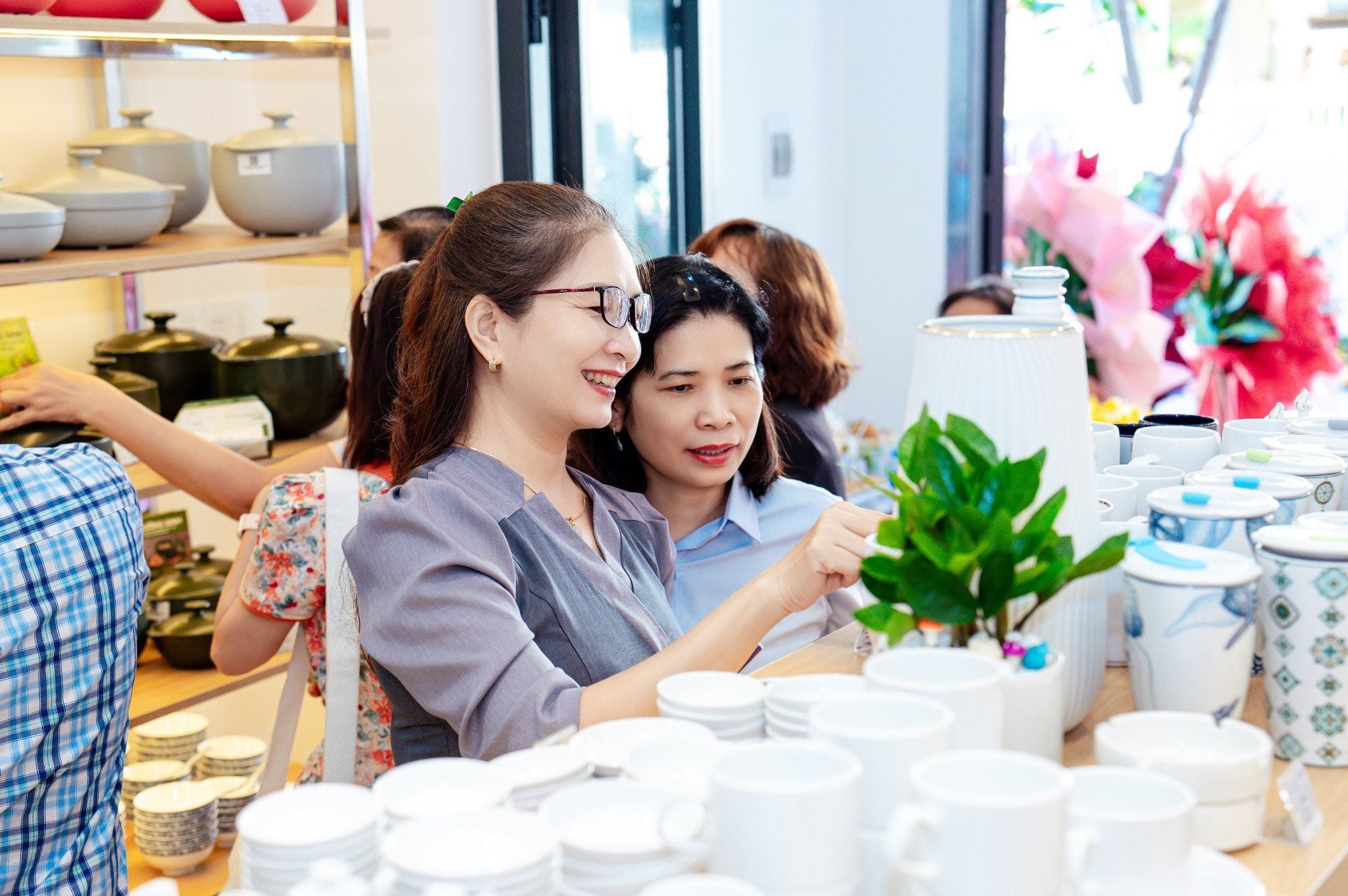 KHÔNG GIAN SỨ MINH LONG CHÍNH THỨC CÓ MẶT TẠI GIA LAI