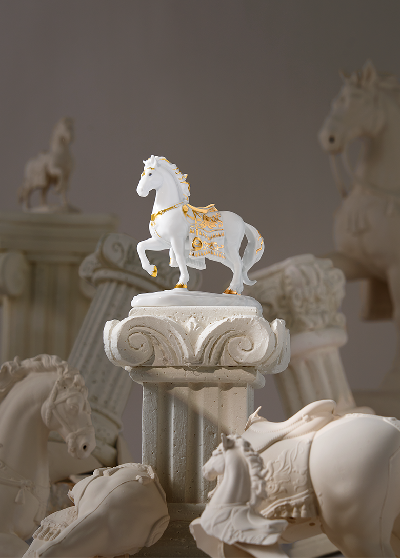 BÍNH NGỌ - HÀNH TRÌNH BỨT PHÁ