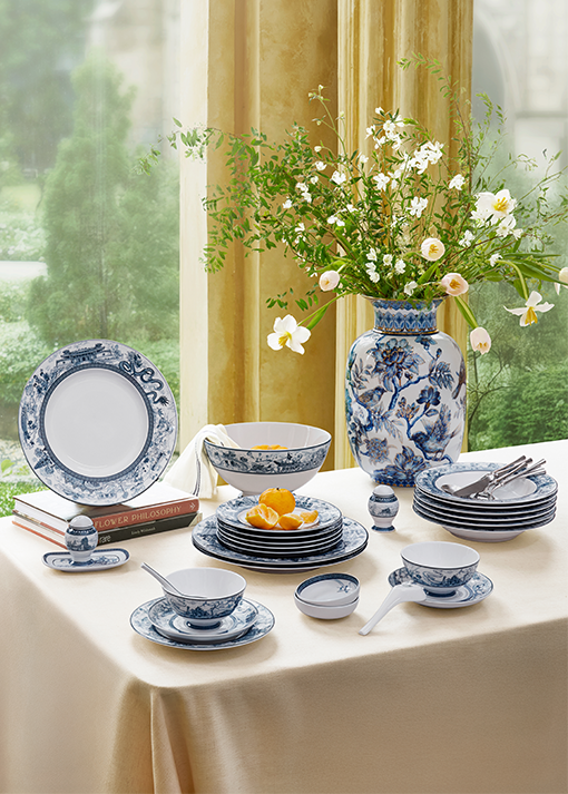 MỘT BẢN SẮC VIỆT TRONG NHIỀU TẠO TÁC