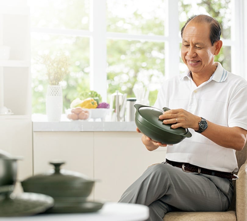 TỪ BẾP LỬA HỒNG 
ĐẾN CHIẾC NỒI MƠ ƯỚC