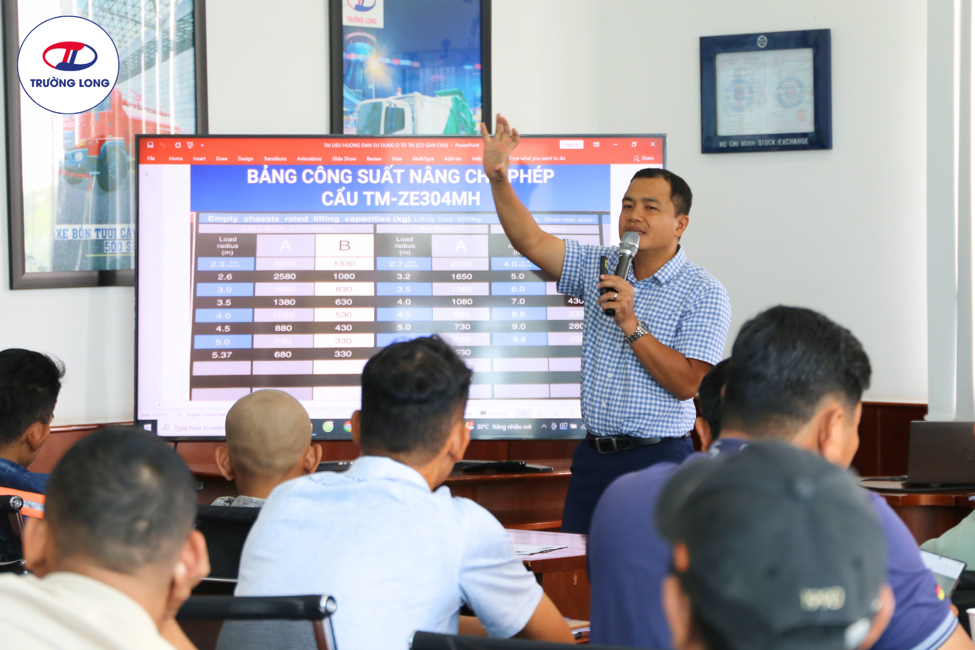 xe tải cẩu Tadano