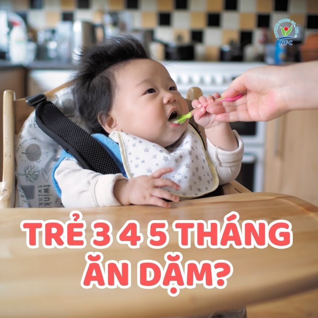 Trẻ 3, 4, 5 tháng ăn dặm được chưa? Dấu hiệu và lời khuyên từ chuyên gia