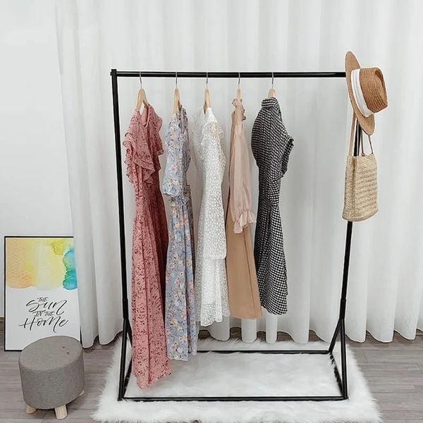 giá treo quần áo