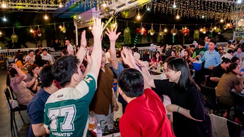 WHAT IS A GALA DINNER? THE MEANING AND VALUE OF GALA DINNERS FOR BUSINESSES