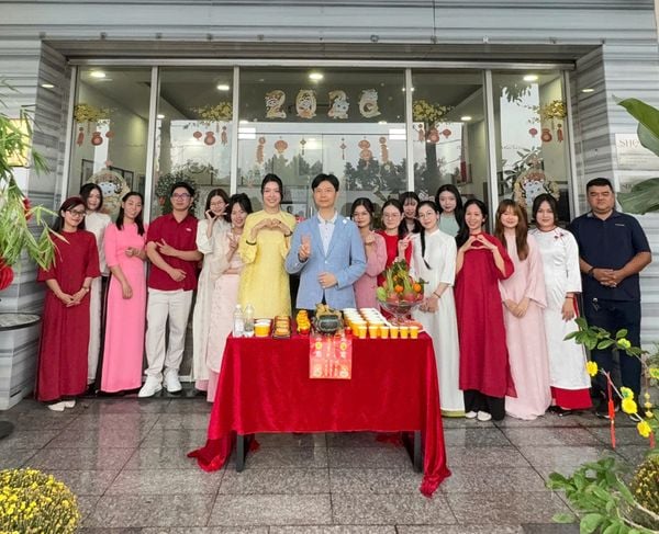 KHAI XUÂN SHeGAN – ĐÓN LỘC THẦN TÀI