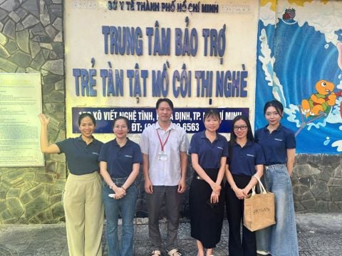 CHẠM ĐẾN NHỮNG TRÁI TIM - KHI YÊU THƯƠNG KHÔNG CẦN LỜI NÓI