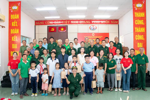 CÔNG TY SHEGAN ĐỒNG HÀNH CÙNG HỘI CCB PHƯỜNG THỦ ĐỨC TRAO TẶNG QUÀ 