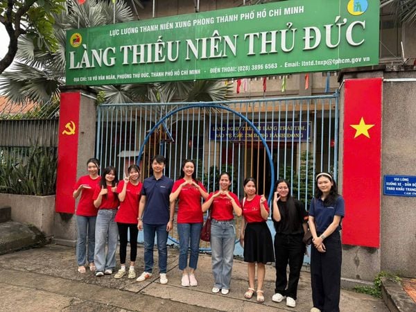 HÀNH TRÌNH CỦA NHỮNG NỤ CƯỜI - SẺ CHIA YÊU THƯƠNG TẠI LÀNG THIẾU NIÊN THỦ ĐỨC