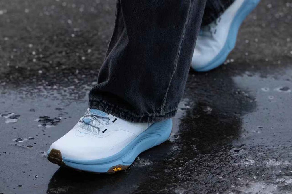 Phần thân giày HOKA Transport GTX