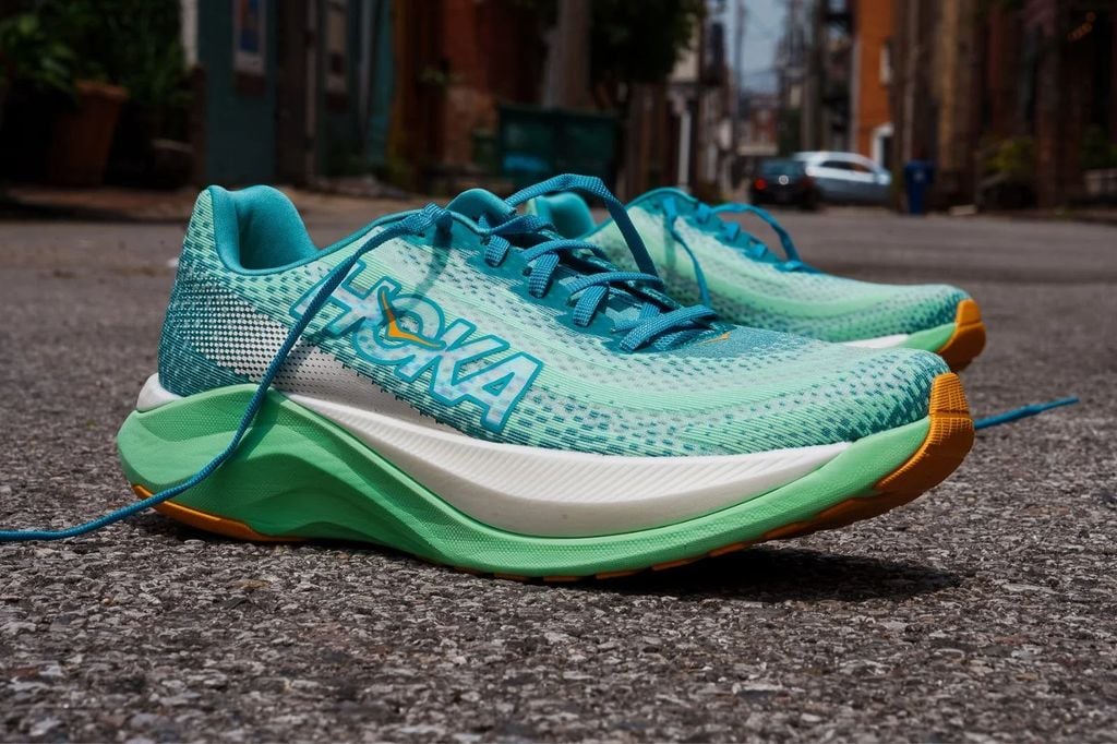 HOKA Mac X