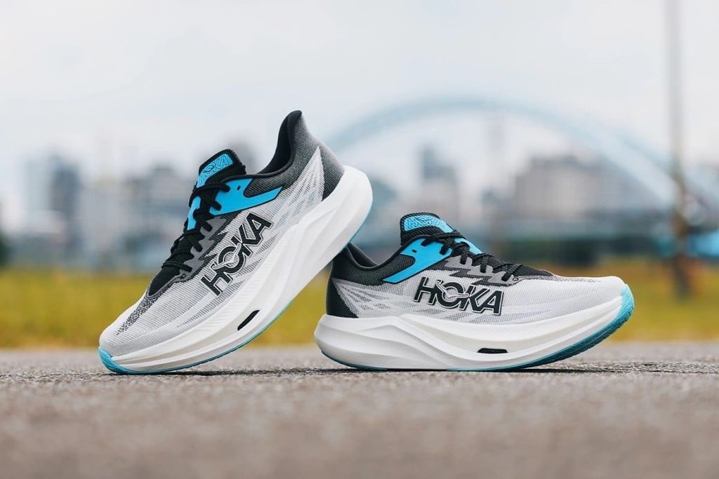 giay-chay-bo-unisex-hoka-rocket-x-3
