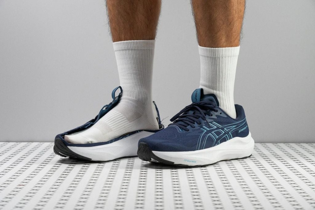 Asics GT-2000