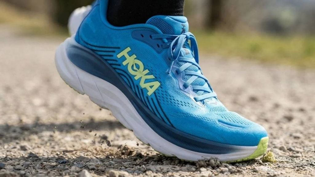 HOKA Clifton Upper, form