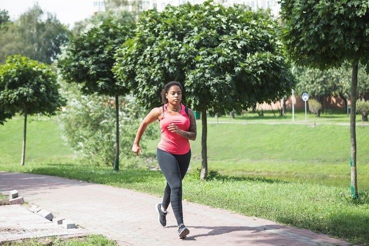 chạy bộ có làm giảm mỡ bụng không