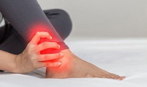 Dấu hiệu cho thấy cổ chân có thể bắt đầu chịu tải chạy trở lại
