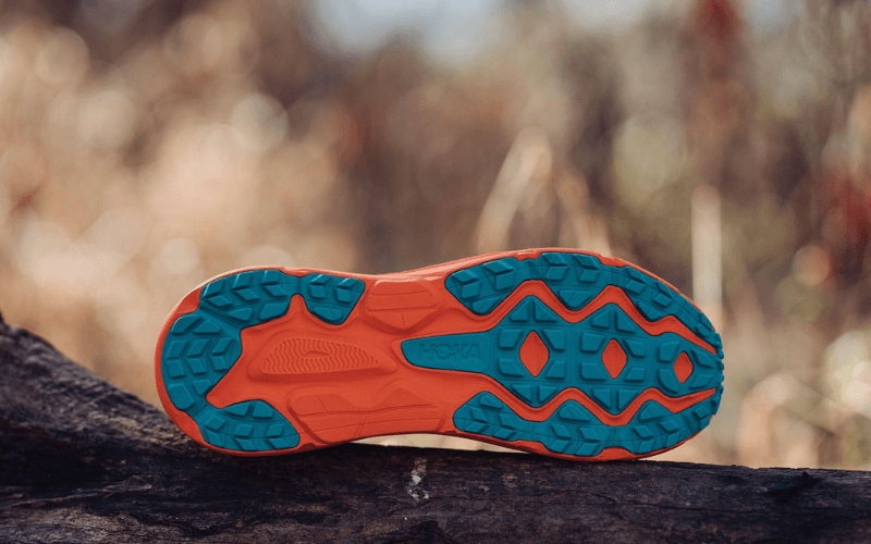 Phần gai đế HOKA Challenger