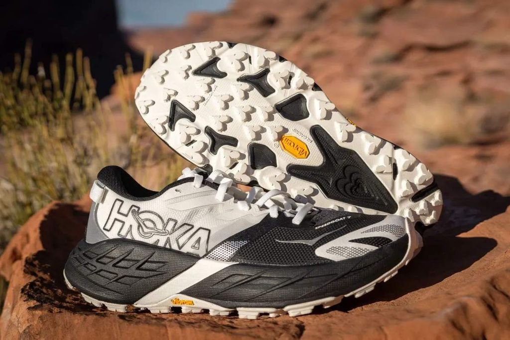 HOKA Speedgoat 7