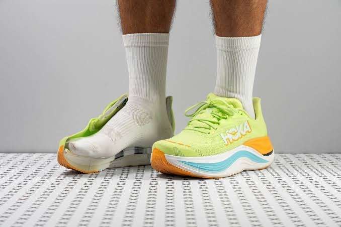 HOKA Skyward X 2 – super trainer đệm dày cho tập đường dài và Half Marathon