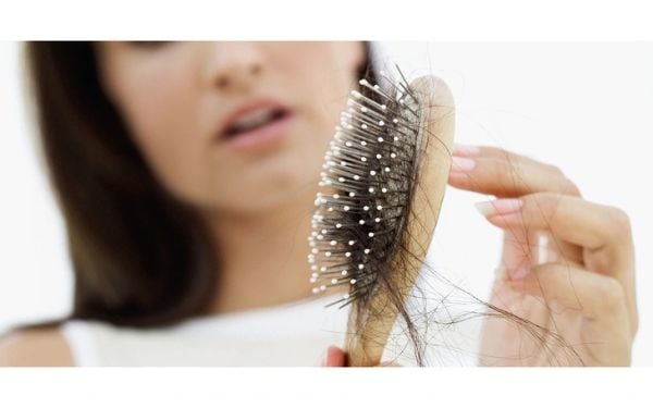 Tóc, da, móng và khả năng lành vết thương có thể thay đổi