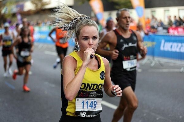 Runner sử dụng gel trong thi đấu
