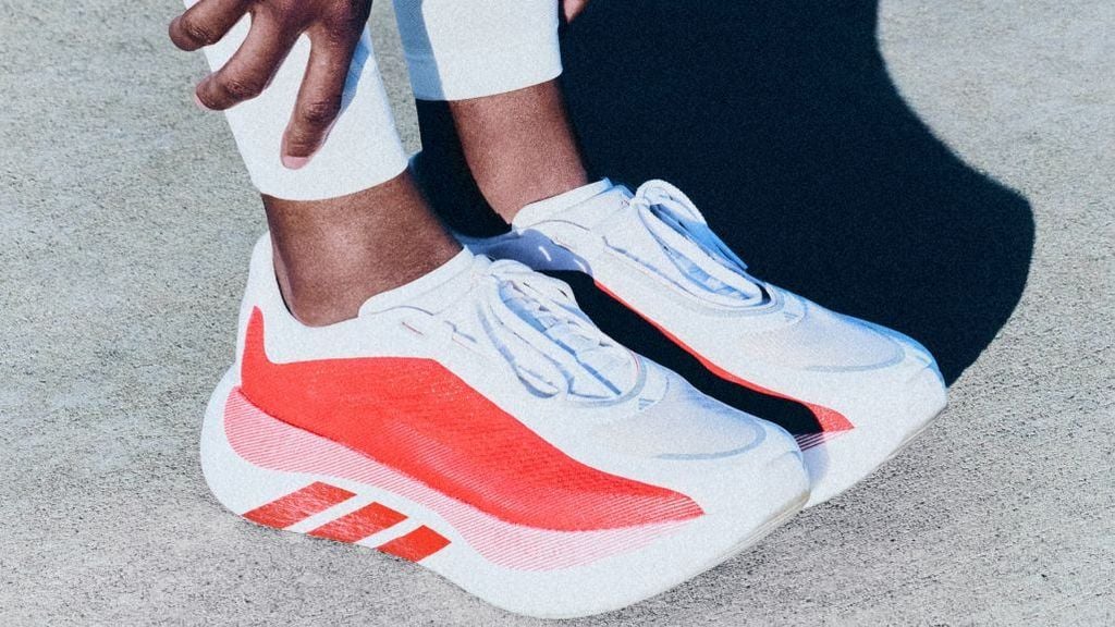 Độ ổn định và khả năng chuyển bước Adidas Hyperboost Edge