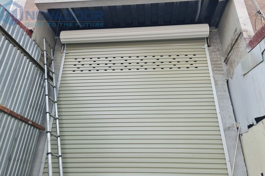 cửa cuốn tấm liền AUstdoor