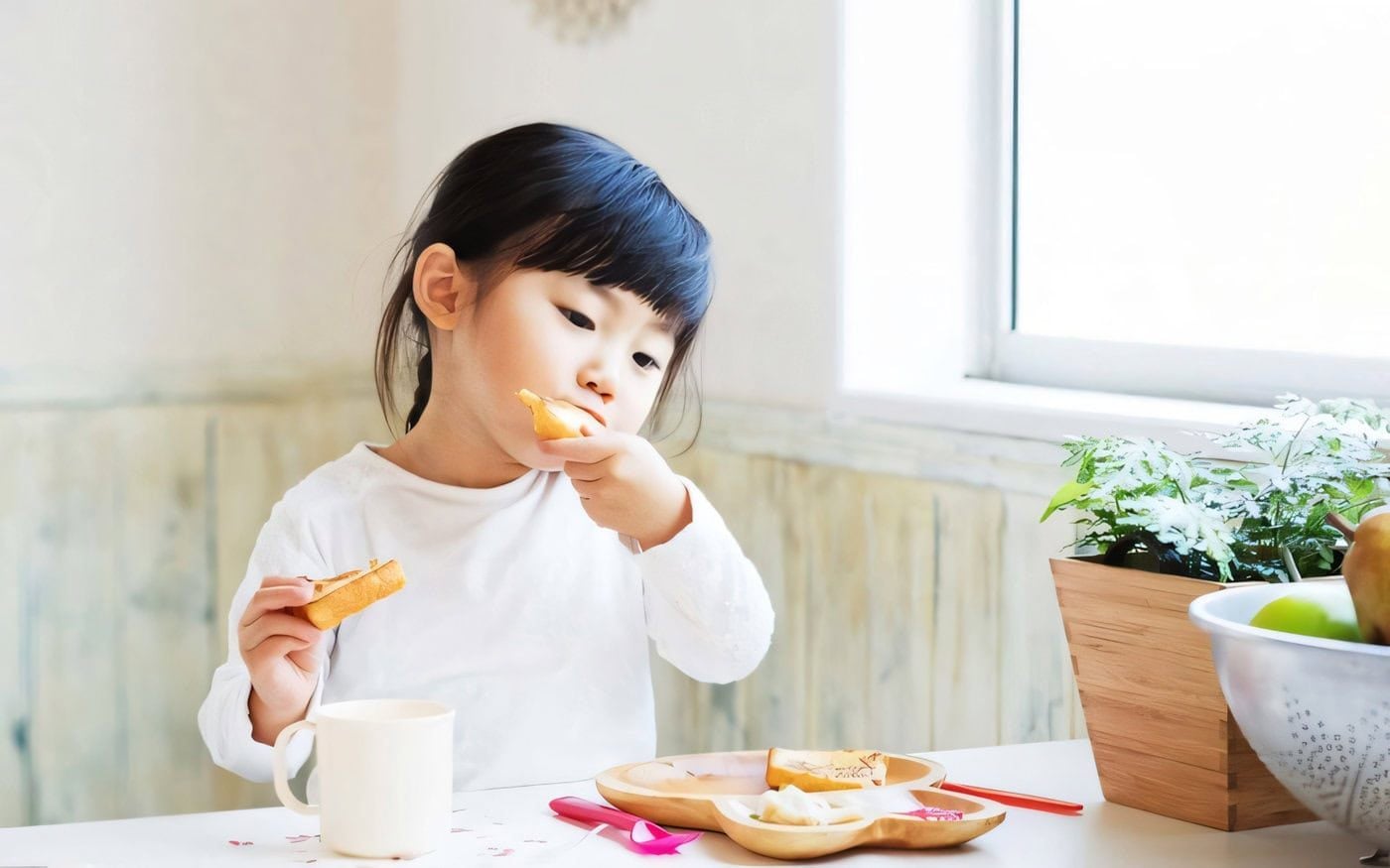 Sữa hộp tăng chiều cao cho bé giàu Canxi, Vitamin D3 và K2