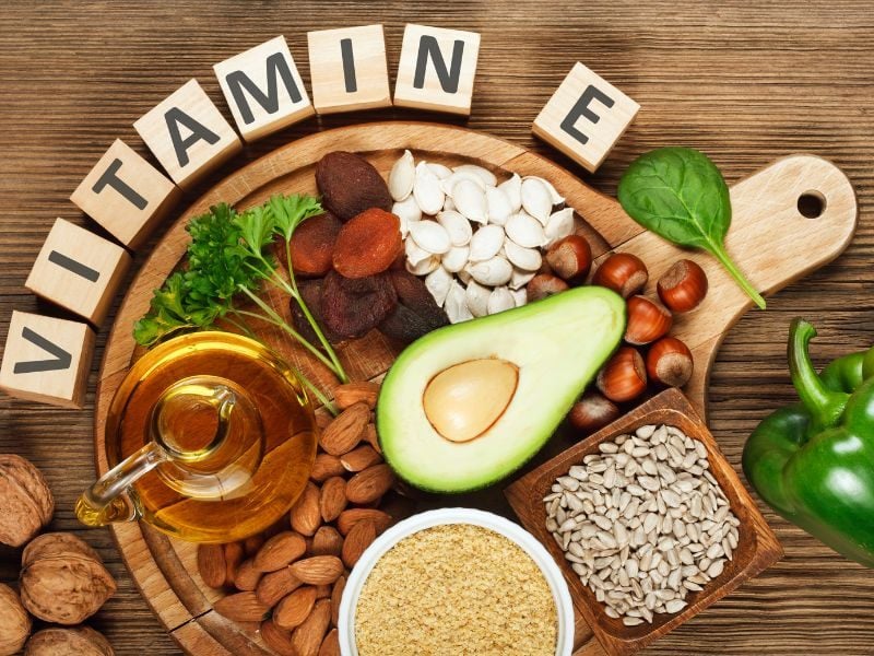 Vitamin E có tác dụng gì? Chọn thời điểm vàng để uống Vitamin E