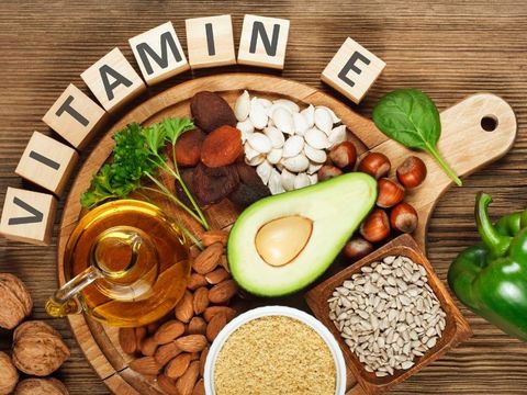 Vitamin E có tác dụng gì? Chọn thời điểm vàng để uống Vitamin E