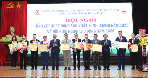 Than Mạo Khê năm 2025 sản xuất đạt 2,5 triệu tấn than, tiền lương bình quân của thợ lò đạt trên 27,2 triệu đồng/ng-tháng