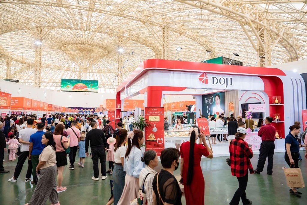 ẤN TƯỢNG GIAN HÀNG DOJI TẠI HỘI CHỢ MÙA THU 2025