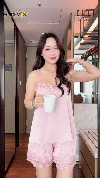 Mẫu đồ ngủ quần ngắn 2 dây  từ ELLE Lingerie