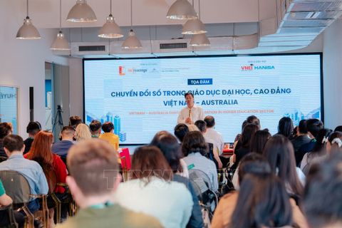 🇻🇳🤝🇦🇺 TỌA ĐÀM “CHUYỂN ĐỔI SỐ TRONG GIÁO DỤC ĐẠI HỌC, CAO ĐẲNG VIỆT NAM – AUSTRALIA”
