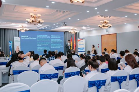 🌍 DU HỌC CHÂU ÂU 2026–2027: HỌC BỔNG LÊN ĐẾN 100% TẠI BERLIN SCHOOL OF BUSINESS AND INNOVATION (BSBI)