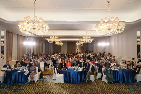 Chuẩn đầu ra đại học bắt buộc có AI, năng lực số và ngoại ngữ: Học sinh cần chuẩn bị gì từ hôm nay?