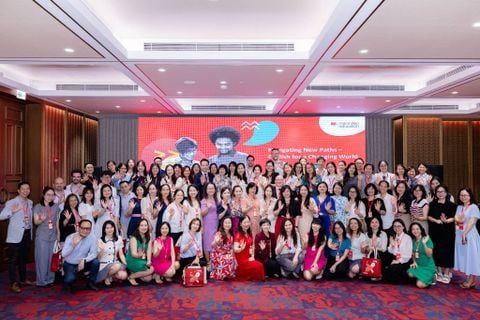 EMI – English as a Medium of Instruction: Tái định nghĩa vai trò của tiếng Anh trong giáo dục hiện đại