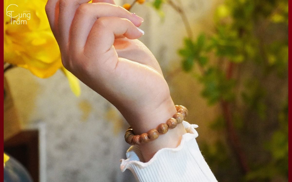 Vòng đeo tay 14 hạt có ý nghĩa gì? Giải mã bí ẩn phong thủy & cách đeo