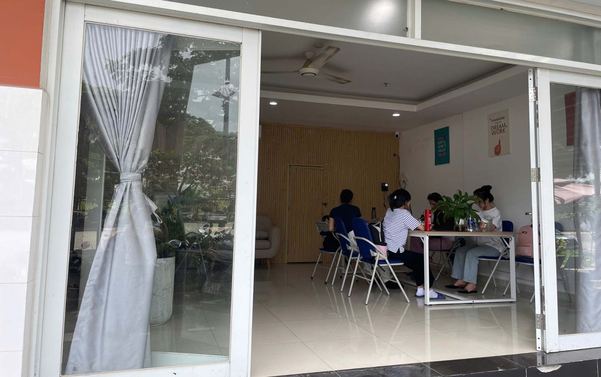 Lang nam Bon Mua khai truong co so thu 2 tai thanh pho Ho Chi Minh.